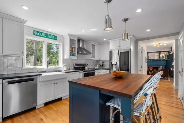 Maynard, MA 01754,10 Allan Drive