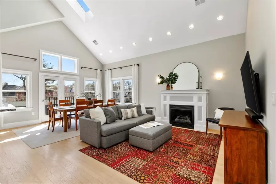 814 Main Street #301, Melrose, MA 02176