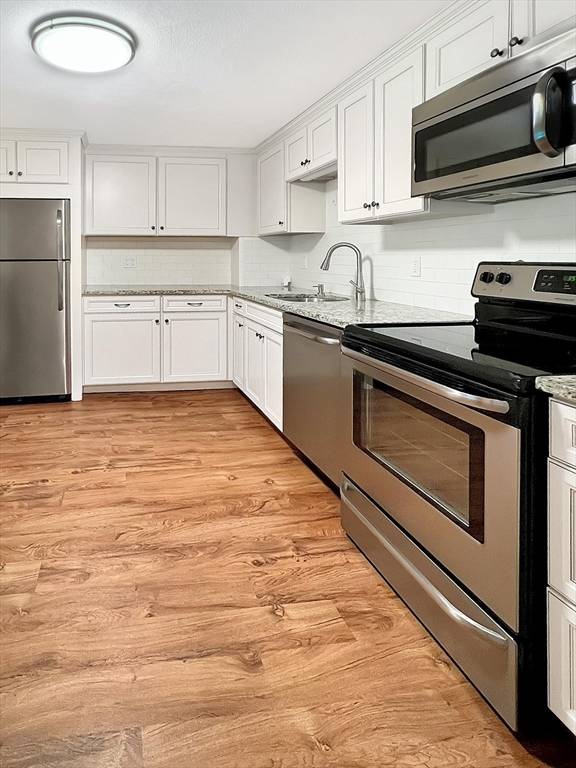 Saugus, MA 01906,9 Broadway #210