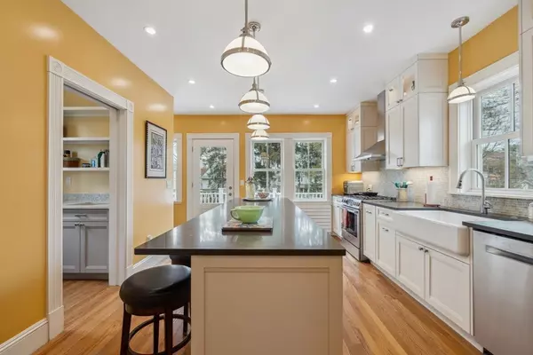 Boston, MA 02132,186 Park St