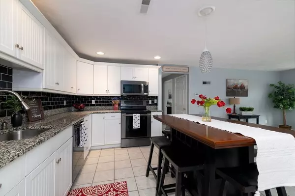 Easton, MA 02375,104 Norton Avenue #18