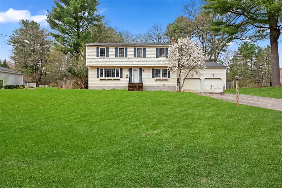 37 Crestview Dr, Millis, MA 02054