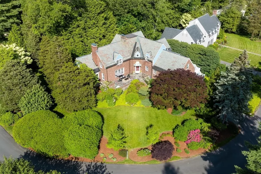 34 Woodbine Road, Belmont, MA 02478