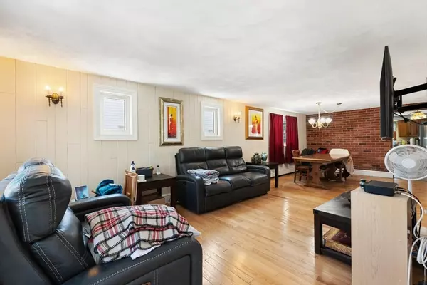 Everett, MA 02149,152 Springvale Ave