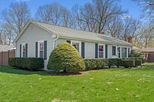Holden, MA 01520,24 Short Street