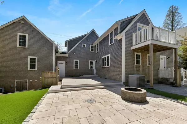 Yarmouth, MA 02675,208 Route 6a