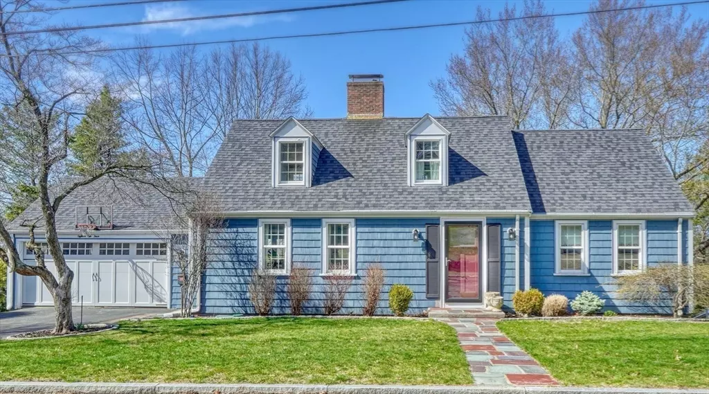 Melrose, MA 02176,18 Ellis Farm Lane