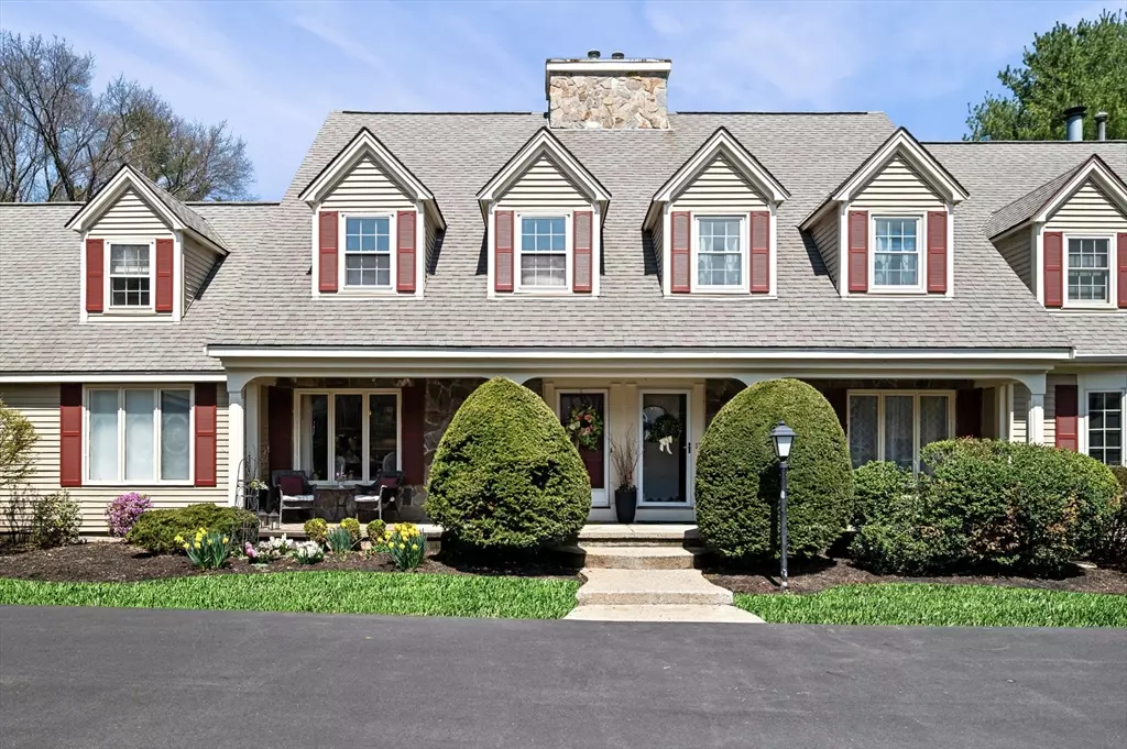 Andover, MA 01810,19 Michael Way #19