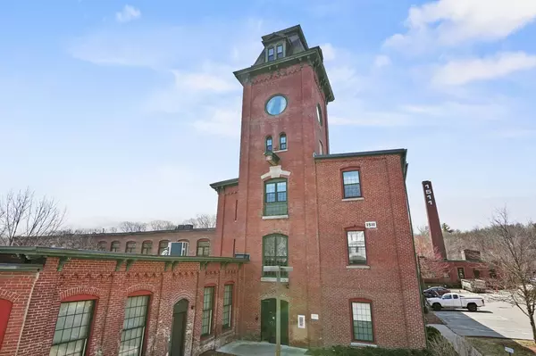 Worcester, MA 01603,1511 Main Street #CPH3