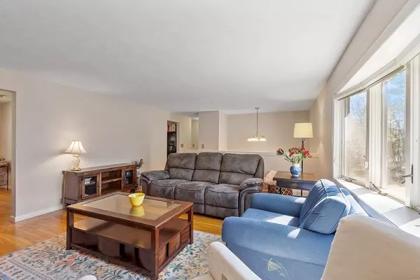 Carlisle, MA 01741,178 Brook St