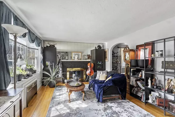 Worcester, MA 01602,26 Vassar St