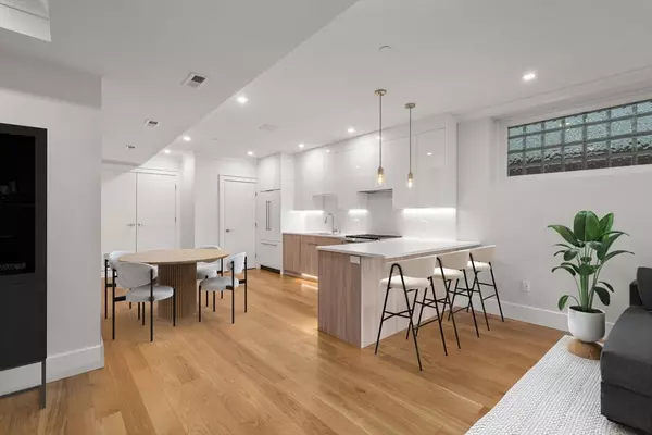 Boston, MA 02127,31 Mercer Street #1