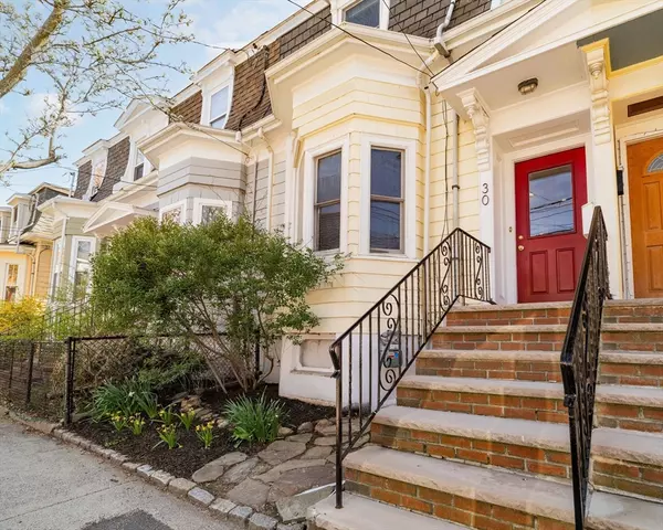 30 Houghton Street, Somerville, MA 02143