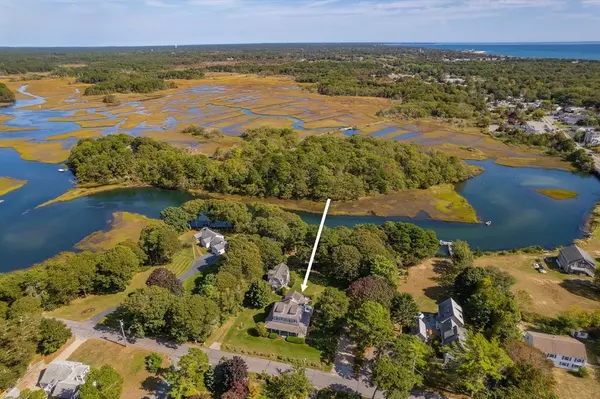 21 North Road, Harwich, MA 02671