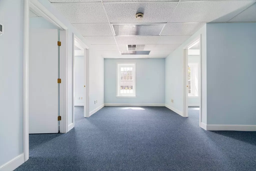 Lexington, MA 02420,394 Lowell St #14