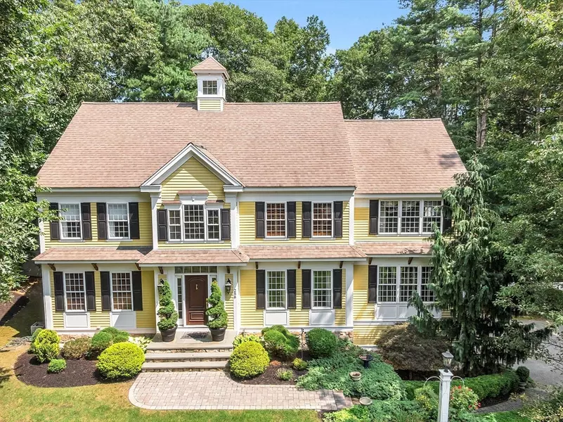 256 School Street, Groveland, MA 01834