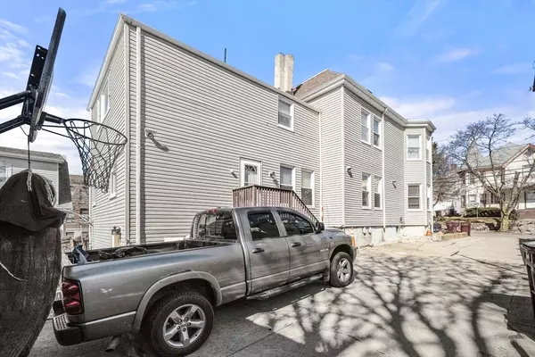 Everett, MA 02149,71 Summer St