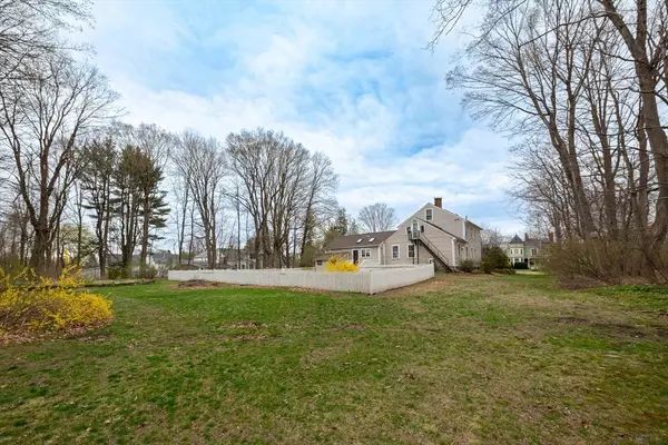 Belchertown, MA 01007,25 South Main St