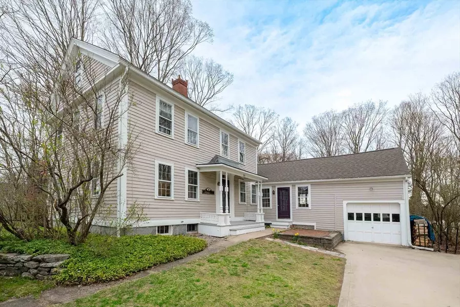 25 South Main St, Belchertown, MA 01007