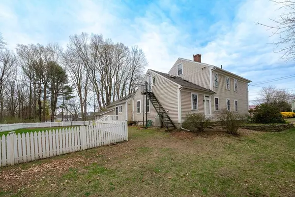 Belchertown, MA 01007,25 South Main St