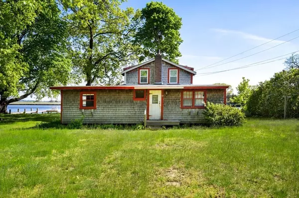 Newbury, MA 01951,54 Cottage Rd