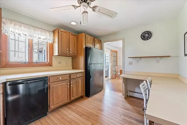 Norwood, MA 02062,3 Greenwich Rd