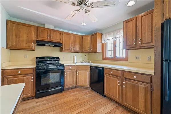 Norwood, MA 02062,3 Greenwich Rd