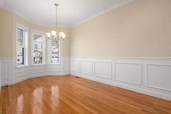 Holliston, MA 01746,106 Garett Way #106