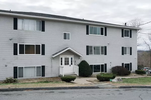Fitchburg, MA 01420,33 Huron St #10