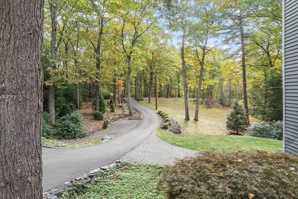 Acton, MA 01720,26 Fort Pond Road