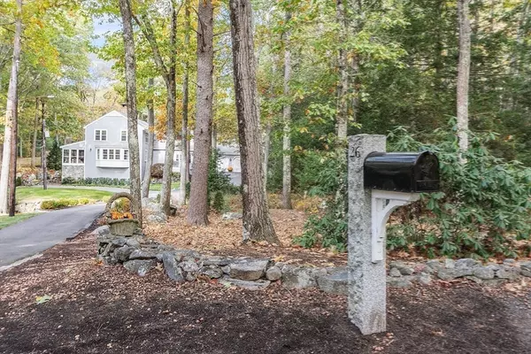 Acton, MA 01720,26 Fort Pond Road