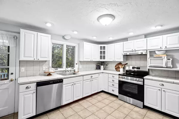 Scituate, MA 02066,44 Meeting House Lane