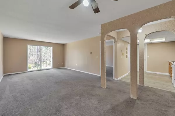 Milford, MA 01757,23 Shadowbrook Ln #6