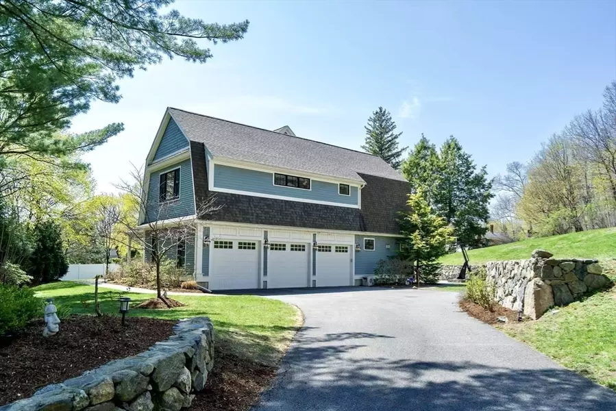 311 Concord Avenue, Lexington, MA 02421