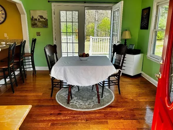 Pembroke, MA 02359,10 Plain St