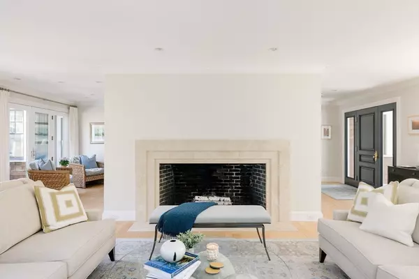 Belmont, MA 02478,303 Marsh St