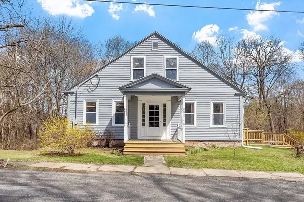 Hubbardston, MA 01452,10 High St