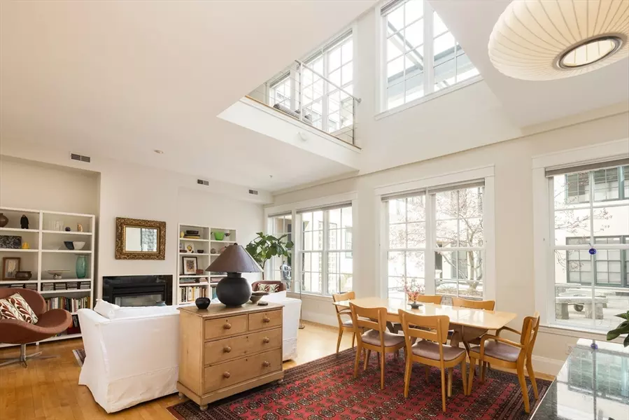 98-100 Erie St #13, Cambridge, MA 02139