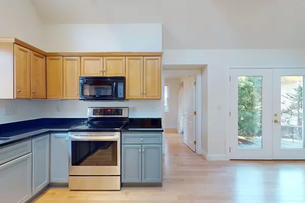 Northampton, MA 01060,59 Laurel Park #59