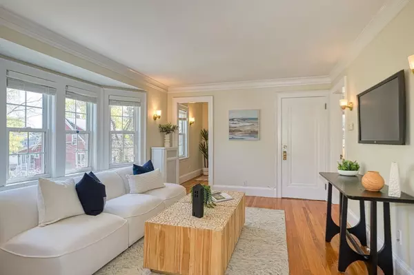 Arlington, MA 02476,113 Mount Vernon Street #2