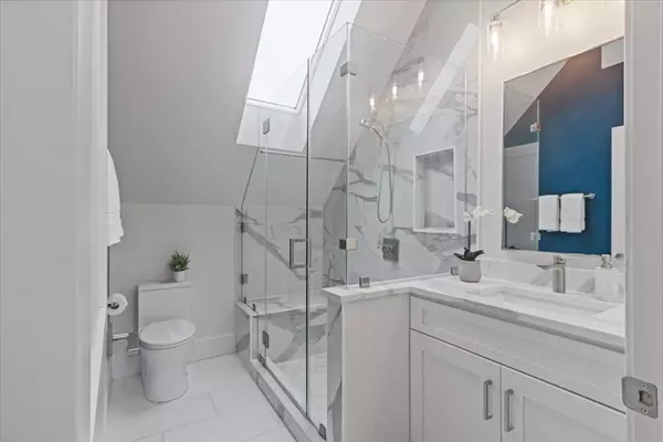 Boston, MA 02130,3231 Washington #4