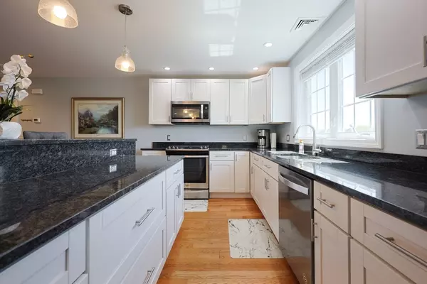 Swampscott, MA 01907,25 Glen Rd #2