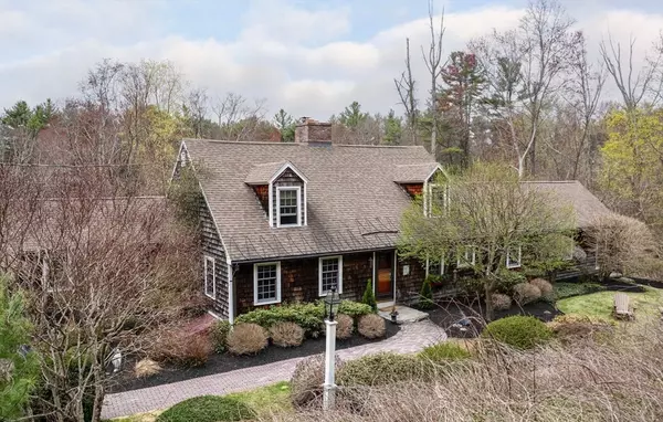 Upton, MA 01568,30 Prospect St