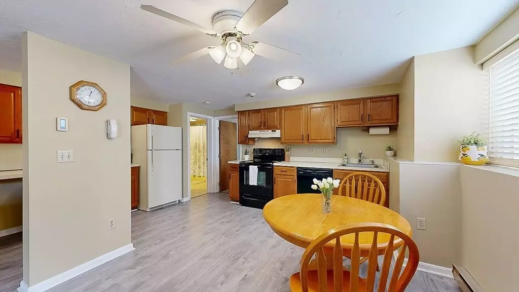 10 A Hulbert Rd #2, Worcester, MA 01603