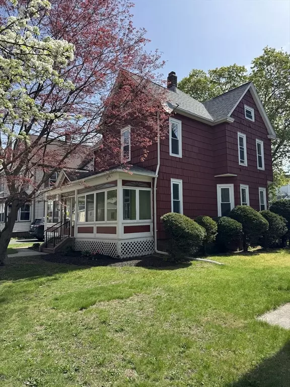 Holyoke, MA 01040,86 Sycamore St