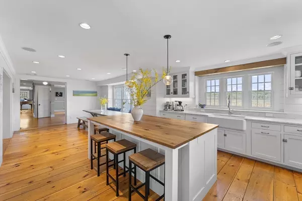 Concord, MA 01742,390 Westford Road
