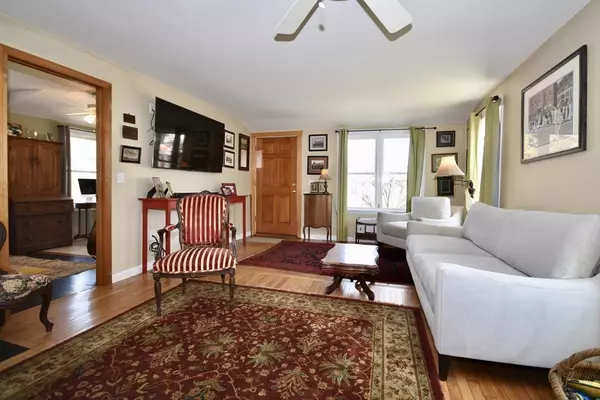 Wareham, MA 02558,5 Pearl Ave