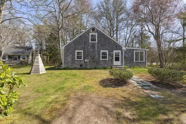 Mattapoisett, MA 02739,10 Captain's Lane