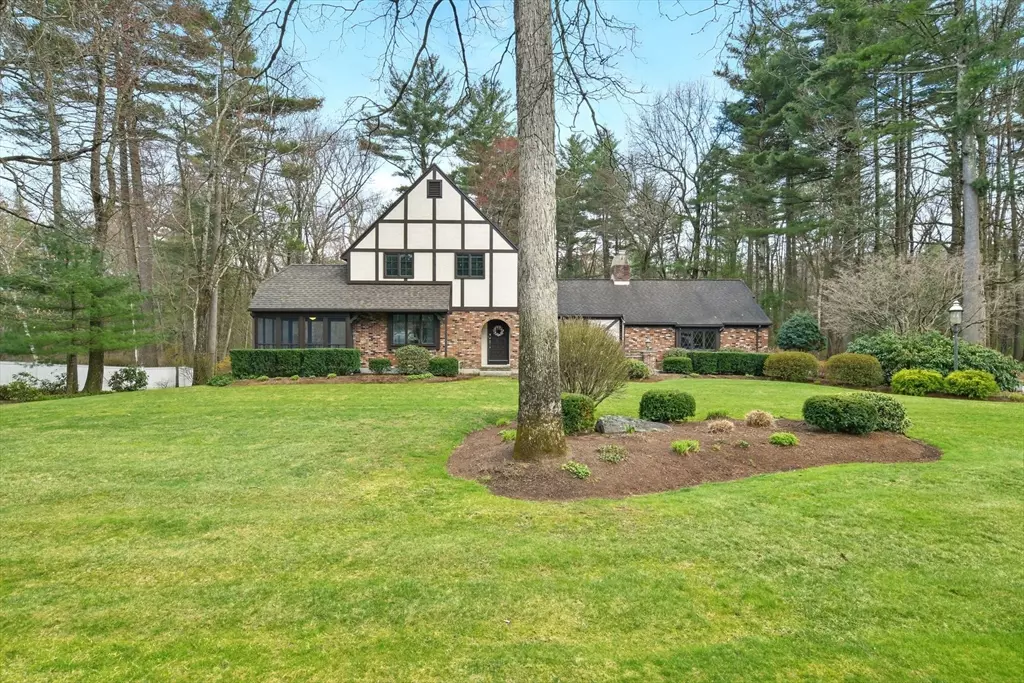 East Longmeadow, MA 01028,69 Lenox Circle