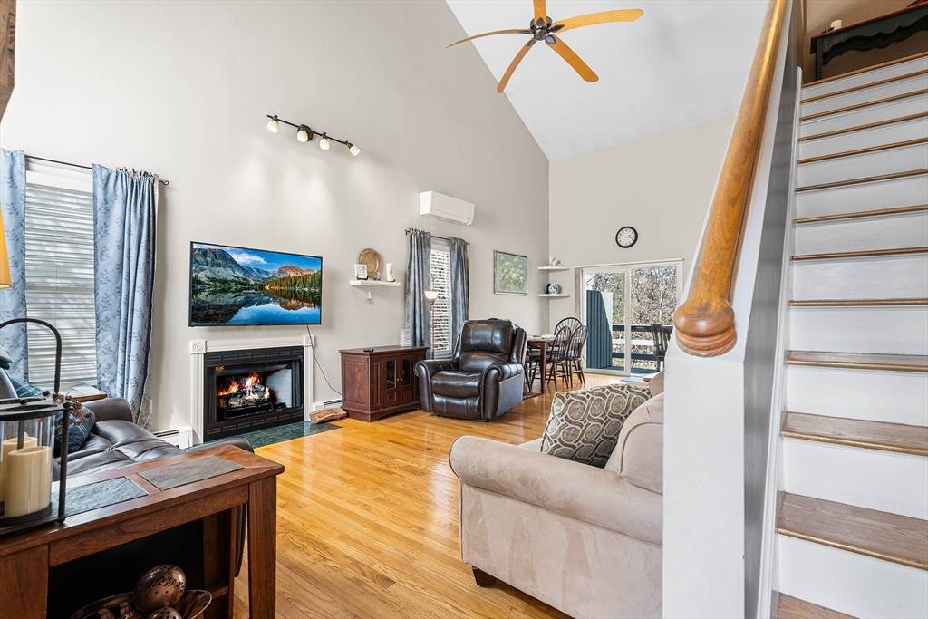 Worcester, MA 01604,22 Weatherstone Dr #22